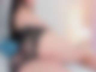 Live cam show with Emmajonees - Orgasm on Streamer API