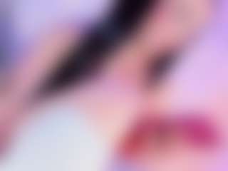 Emmajonees's Live Sex Cam Show