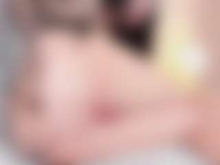 Live cam show with Emmajonees - Orgasm on Mixed Magazine Live