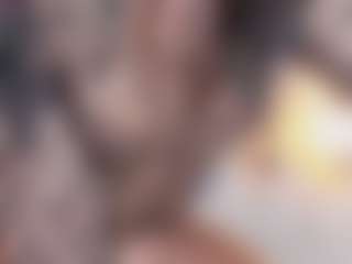 Live cam show with Emmajonees - Spank on Mixed Magazine Live