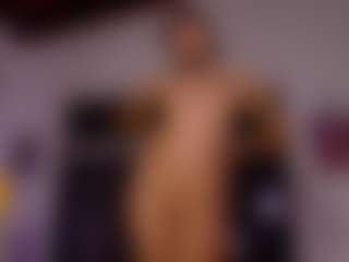 Live cam show with Sam-cekot - Athletic Spank on Dare Cams