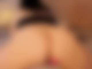 Live cam show with Hi I'm Anna Gabor - Oil on hotwifechat.live
