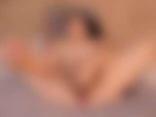 Live cam show with Hi I'm Anna Gabor - Hairy Pussy on eurowanks.com