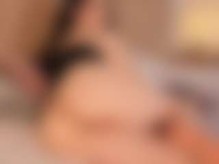Live cam show with Hi I'm Anna Gabor - Control on TeamSkeetLive