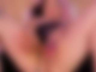 Live cam show with Hi I'm Anna Gabor - Hairy Pussy on Camsoda