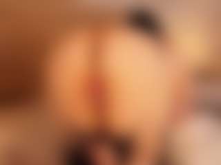Hi I'm Anna Gabor MILF webcam performer live streaming