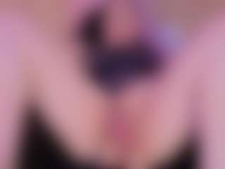 Live cam show with Hi I'm Anna Gabor - Spank Mature on Gym Cam Girls