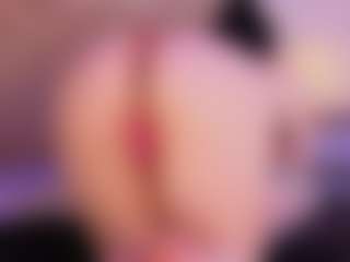 Live cam show with Hi I'm Anna Gabor - Butt Plug on Camiplay Live