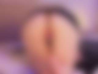 Live cam show with Hi I'm Anna Gabor - Latina Mature on wildcum.com | colombia
