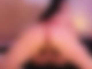 Live cam show with Anna Gabor Queen Anal - Flirt MILF on liverealitysex.com