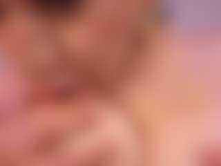 Anna Gabor Queen Anal MILF webcam performer live streaming