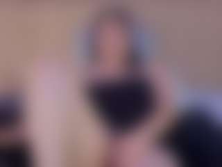Live cam show with Anna Gabor Queen Anal - Middle Aged on Camsoda