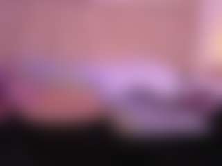 Live cam show with Anna Gabor Queen Anal - Oil on Livezox