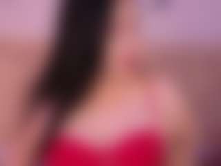 Live cam show with Anna Gabor AnalQueen - Public MILF on Camsoda
