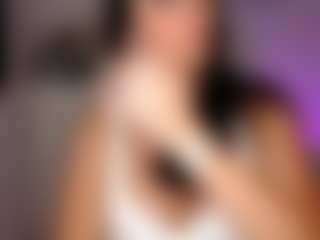 Live cam show with BiancaTease - MILF on Mixed Magazine Live