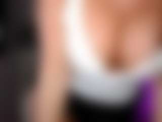 Live cam show with BiancaTease - Domination on testsause.com