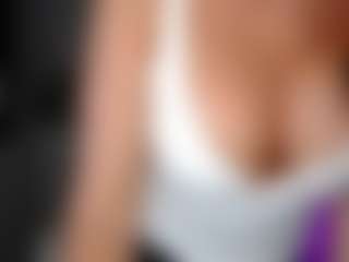 Live cam show with BiancaTease - Pleasure on dropp.cam