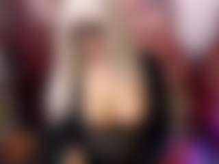 Live cam show with Cristinablue21 - Cosplay Curvy on Camiplay Live