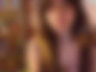 Cristinablue21 MILF webcam performer live streaming