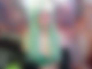 Live cam show with Cristinablue21 - Cosplay on StripNow