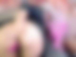 Cristinablue21's Live Sex Cam Show