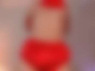 Live cam show with velvet-holly - Massage on TeamSkeetLive