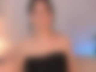 Live cam show with velvet-holly - Wet on Camming Site
