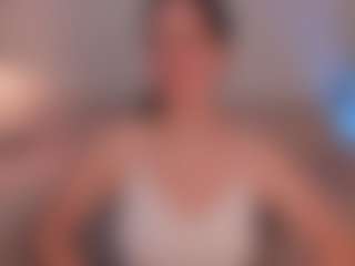 velvet-holly's Live Sex Cam Show