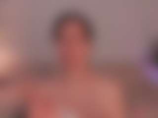 velvet-holly's Live Sex Cam Show