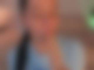 Live cam show with Hanna - Drinking on xDating