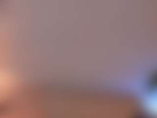 Live cam show with Hanna - Drinking on 1on1-livenow