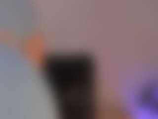 Live cam show with Hanna - Camel Toe on makecum.org