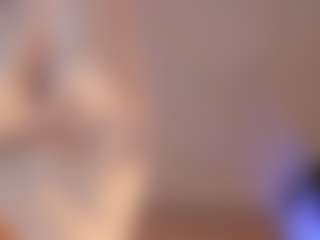 Live cam show with Hanna - Young Adult on xblisslive.com