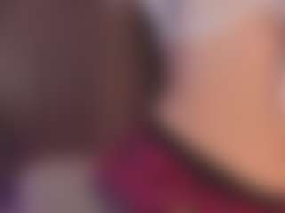 Live cam show with Hanna - Big Ass on Camsoda