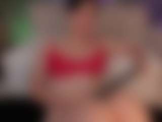 Live cam show with Hanna - Body Massage on Camsoda