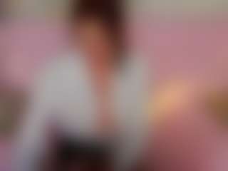 LucyBelli's Live Sex Cam Show