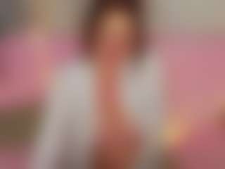 LucyBelli's Live Sex Cam Show