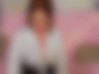 LucyBelli's Live Sex Cam Show