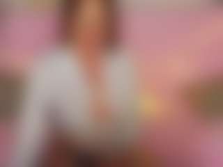 LucyBelli's Live Sex Cam Show