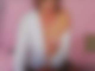 LucyBelli's Live Sex Cam Show