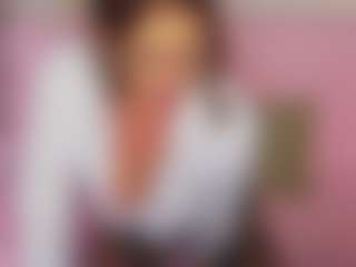 Live cam show with LucyBelli - Green Eyes on liverealitysex.com