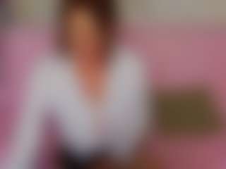 Live cam show with LucyBelli - Green Eyes on Fapmatic.com