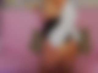 Live cam show with LucyBelli - Green Eyes on googirlz
