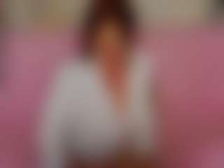 Live cam show with LucyBelli - Green Eyes on Camsoda