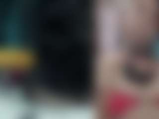 Live cam show with mia-kathelyn - White on Camsoda | colombia