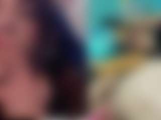 Live cam show with mia-kathelyn - Muscular on Camsoda