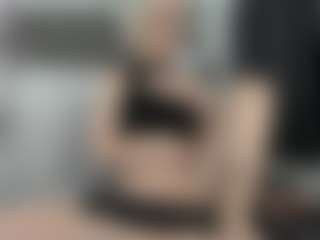 SilverFoxxxxy's Live Sex Cam Show