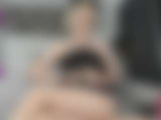 SilverFoxxxxy's Live Sex Cam Show