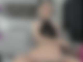 SilverFoxxxxy's Live Sex Cam Show
