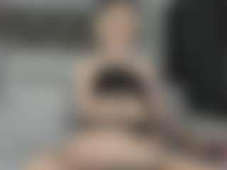 SilverFoxxxxy's Live Sex Cam Show